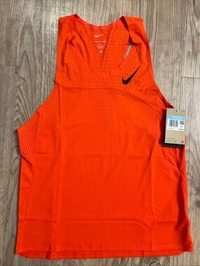 NWT Nike AeroSwift Slim-fit Dri-FIT ADV Running Singlet FN4231-696 Men Sz M